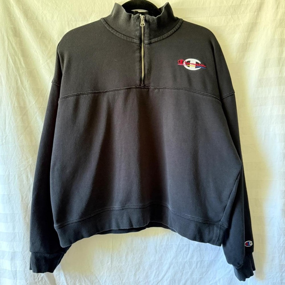 Champion black quarter zip sweatshirt in XL